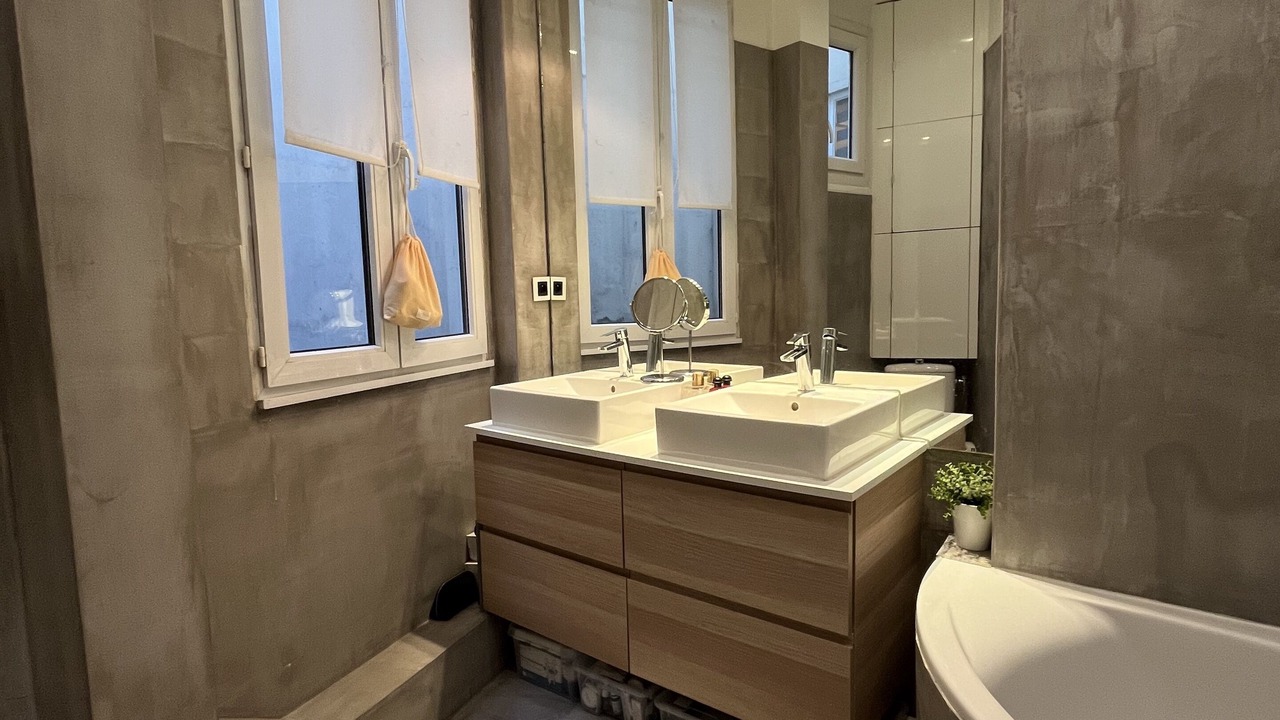 Photo of Bathroom in Palais-Royal