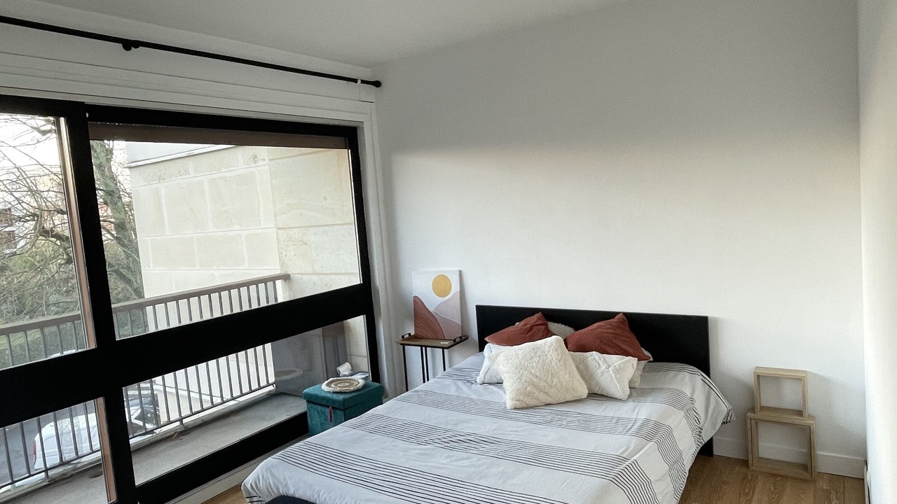 Photo of Bedroom in Garches