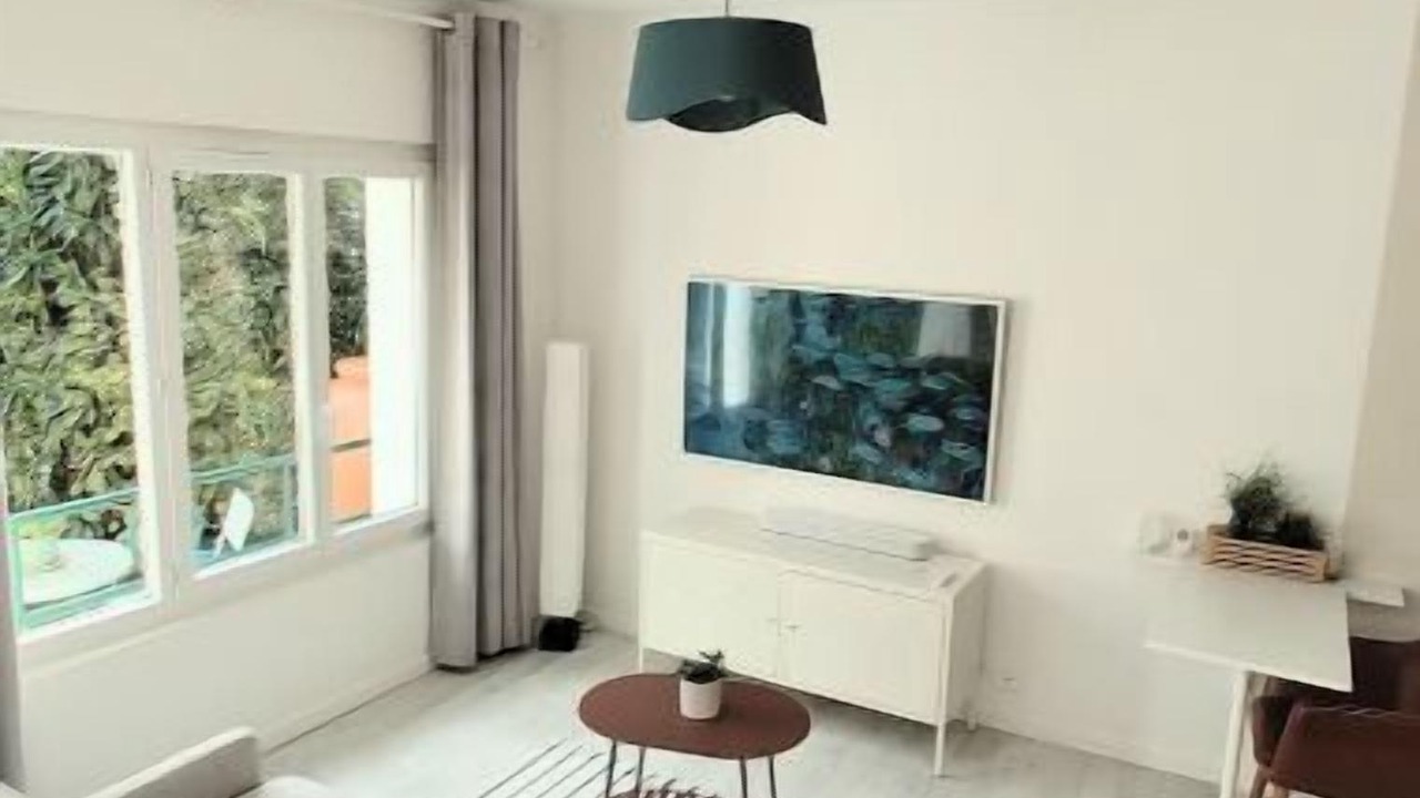 Photo of Livingroom in Chaville