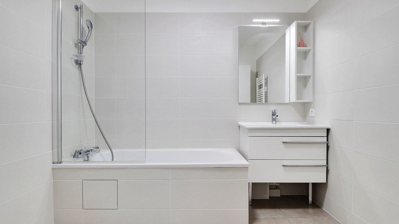 Photo of Bathroom in Clichy