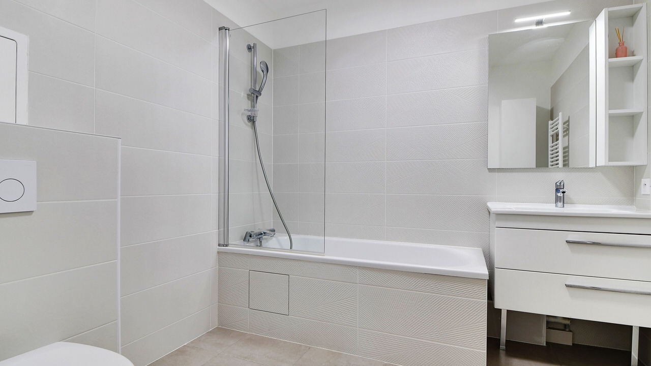 Photo of Bathroom in Clichy