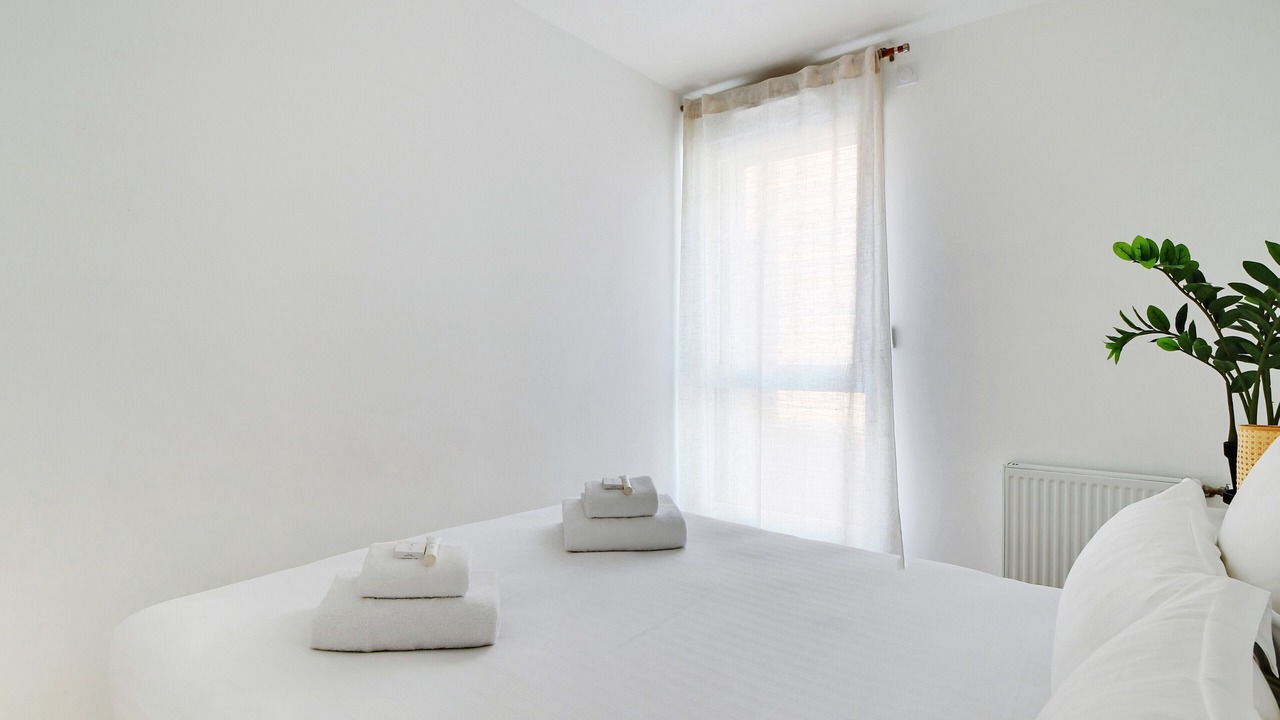 Photo of Bedroom in Clichy