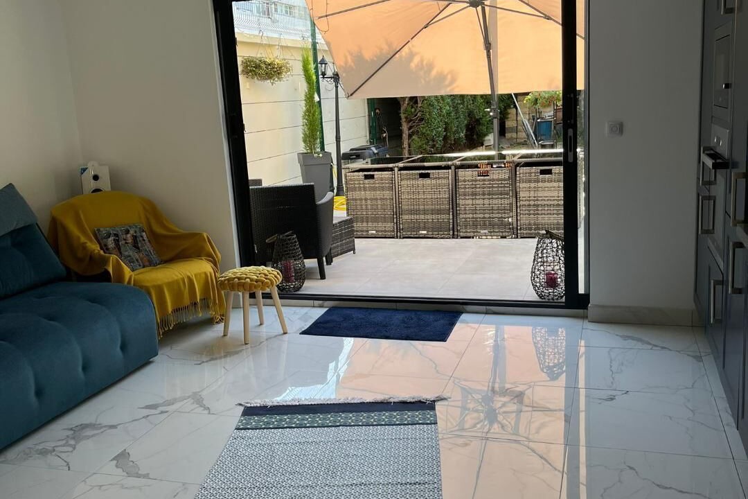 Photo of Livingroom in Villejuif