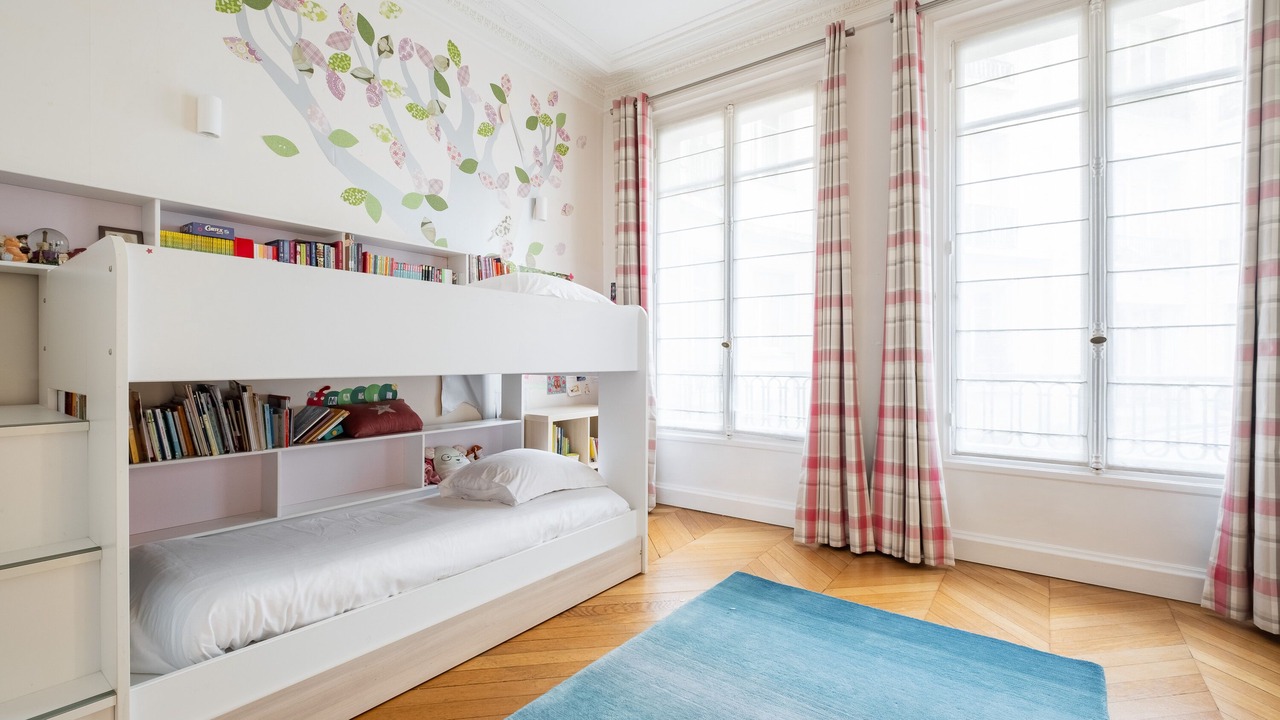 Photo of Bedroom in 16th Arrondissement