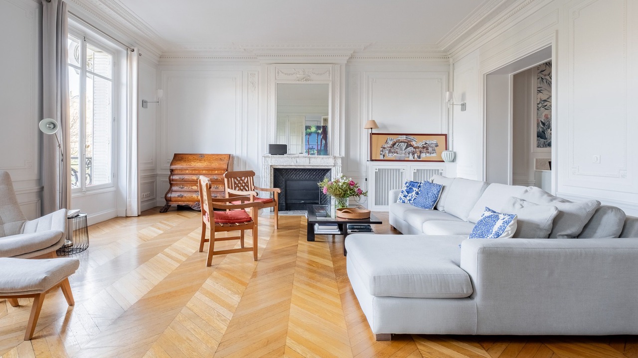 Photo of Livingroom in 16th Arrondissement