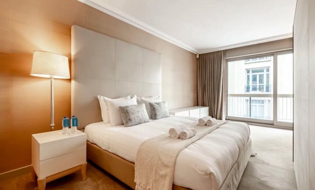 Photo of Bedroom in Chaillot