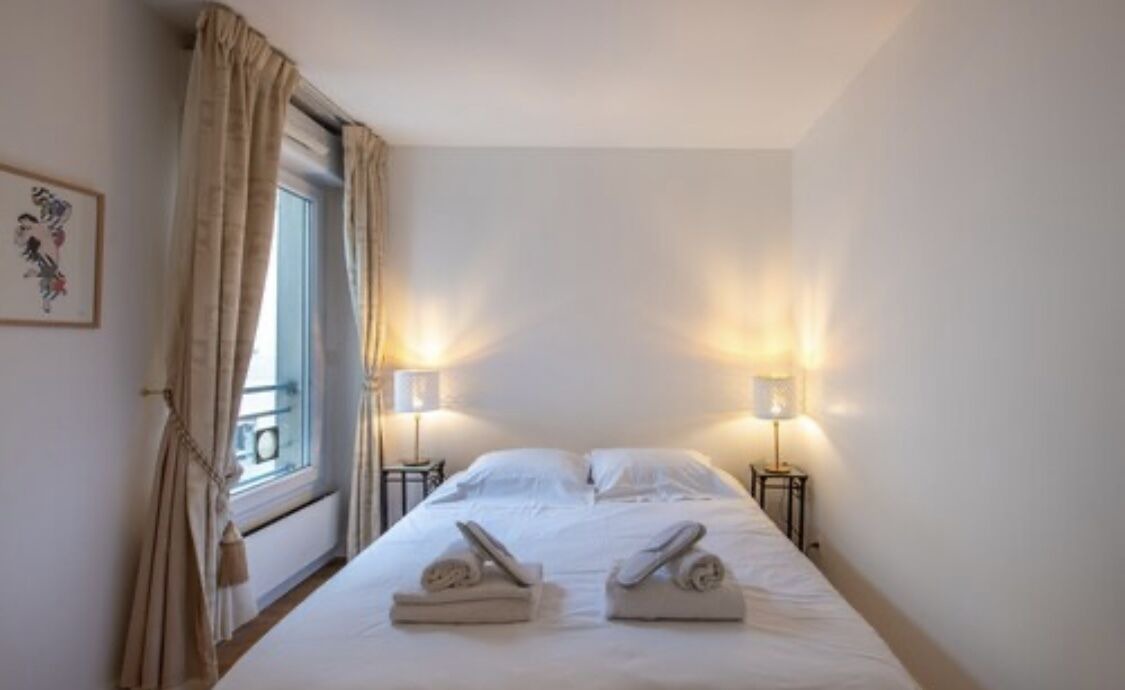 Photo of Bedroom in Saint-Lambert
