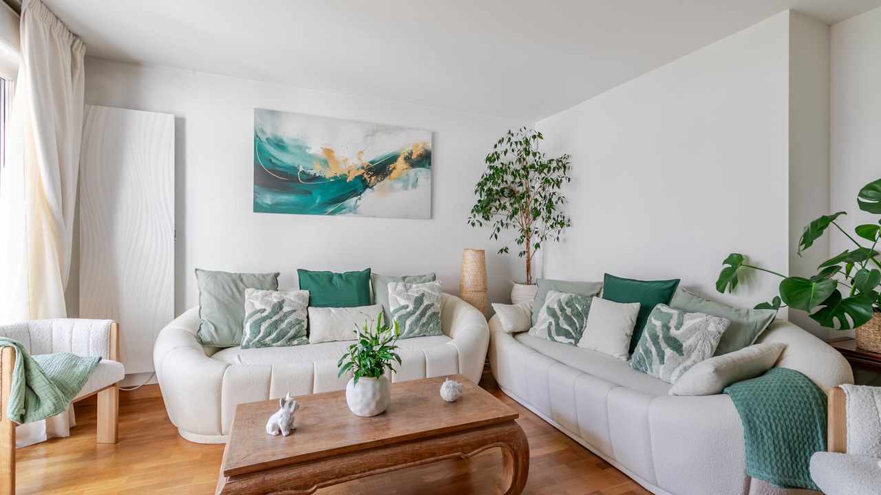 Photo of Livingroom in Saint-Lambert