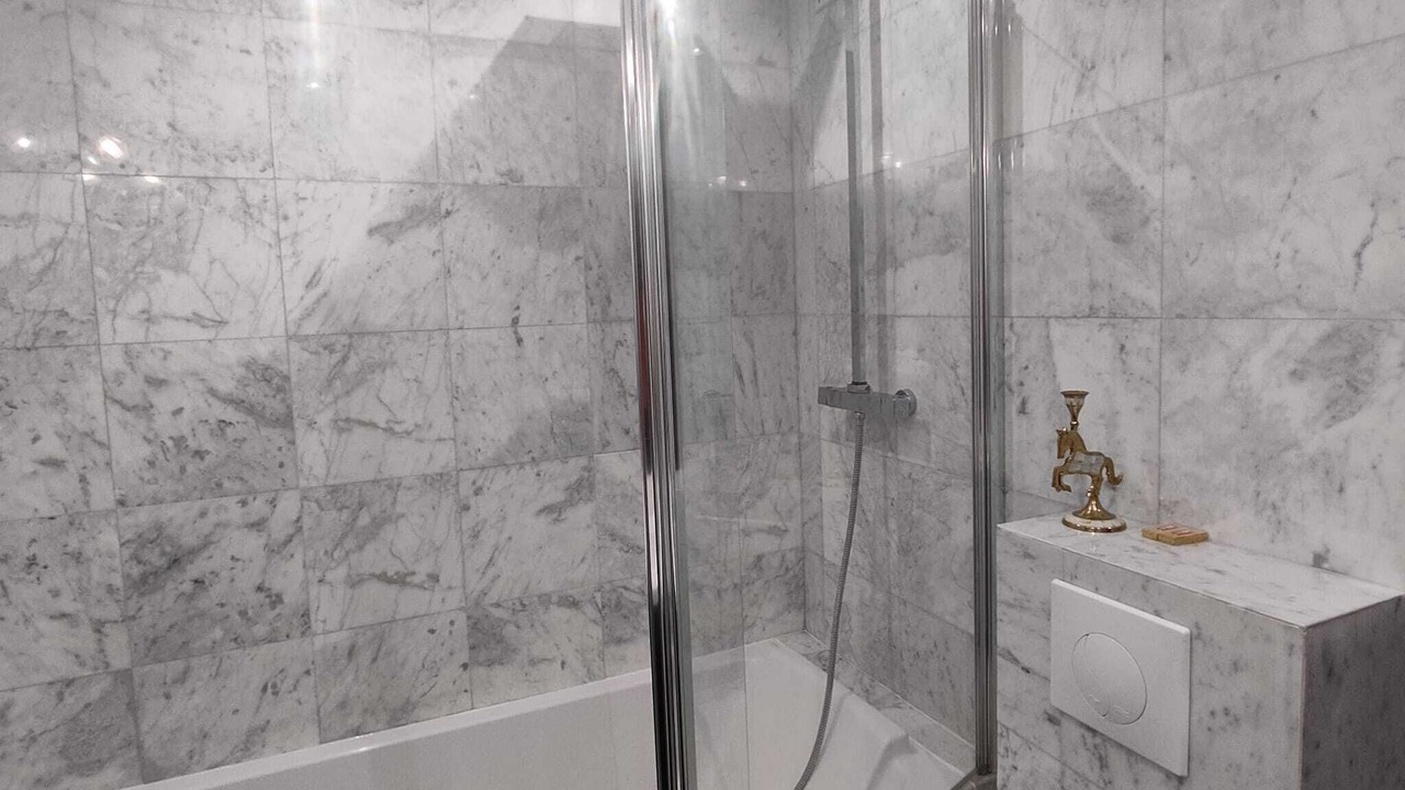 Photo of Bathroom in Gambetta