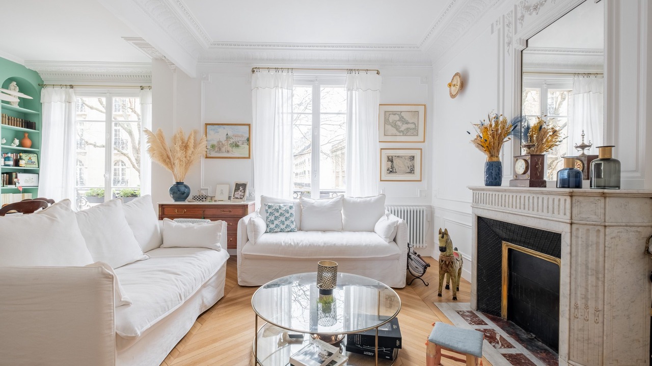 Photo of Livingroom in 16th Arrondissement