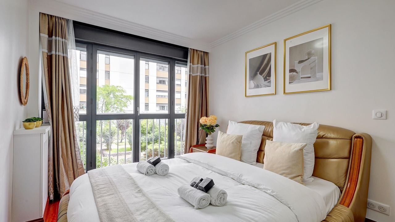 Photo of Bedroom in Combat