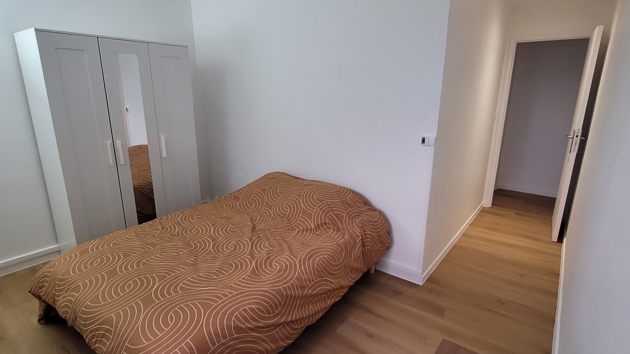 Photo of Bedroom in Epinay-sur-Seine