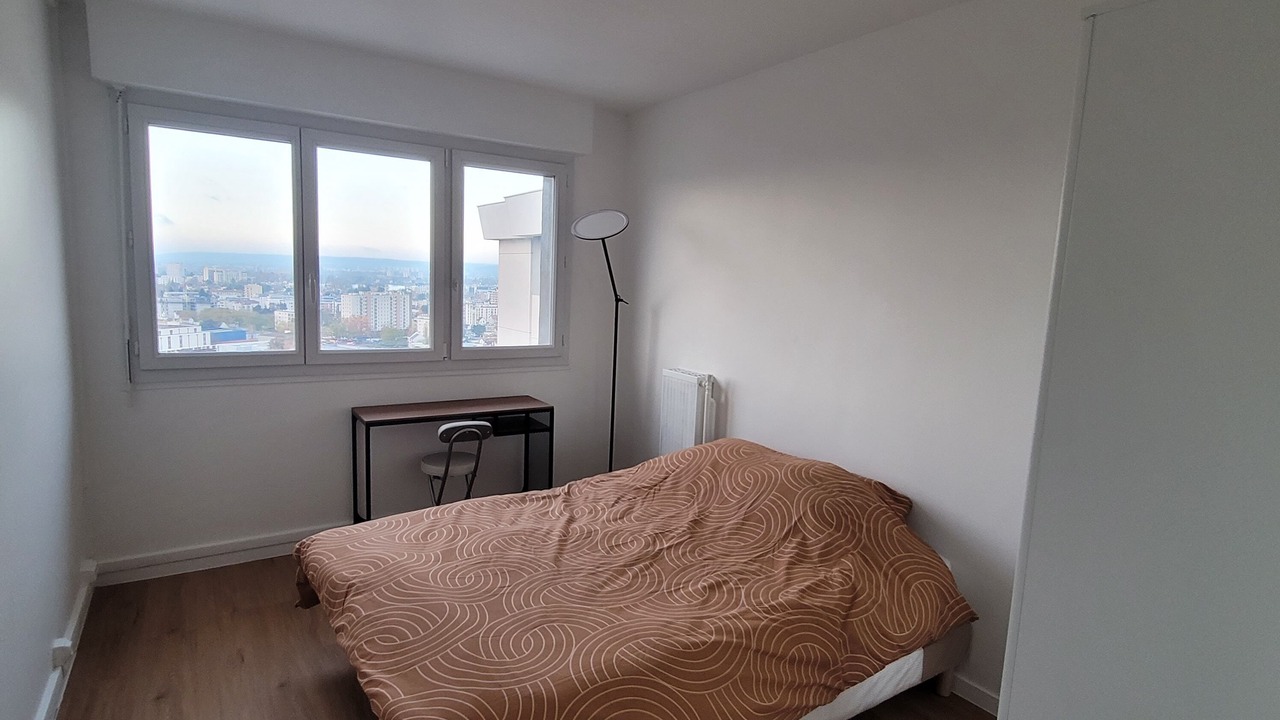 Photo of Bedroom in Epinay-sur-Seine