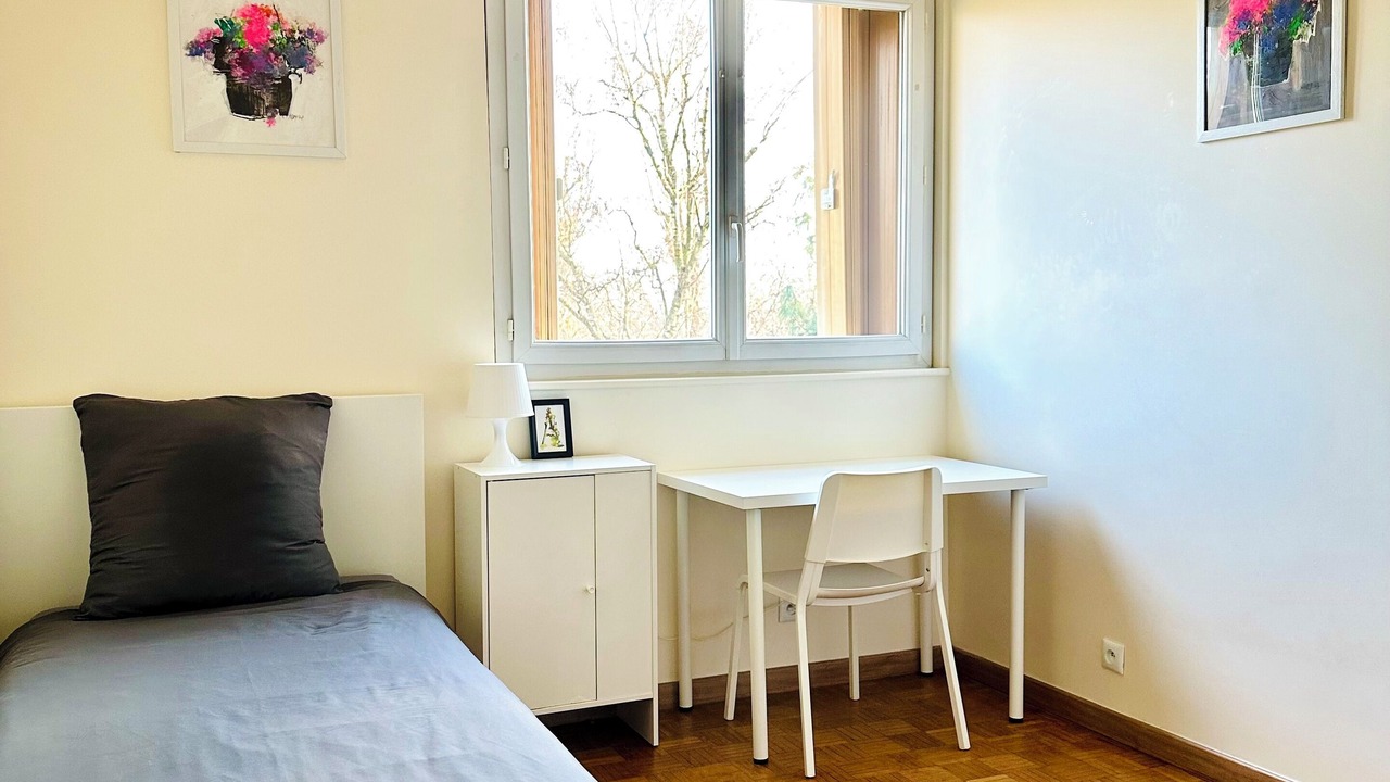 Photo of Bedroom in Antony