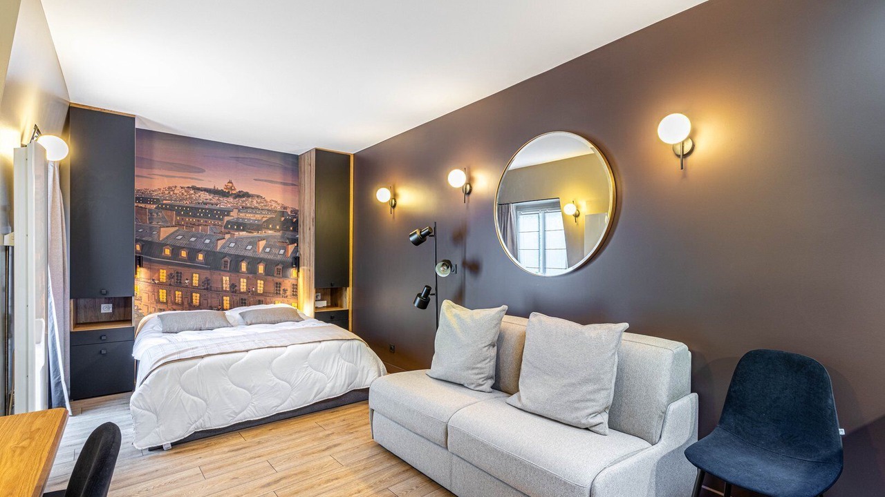 Photo of Bedroom in Montmartre