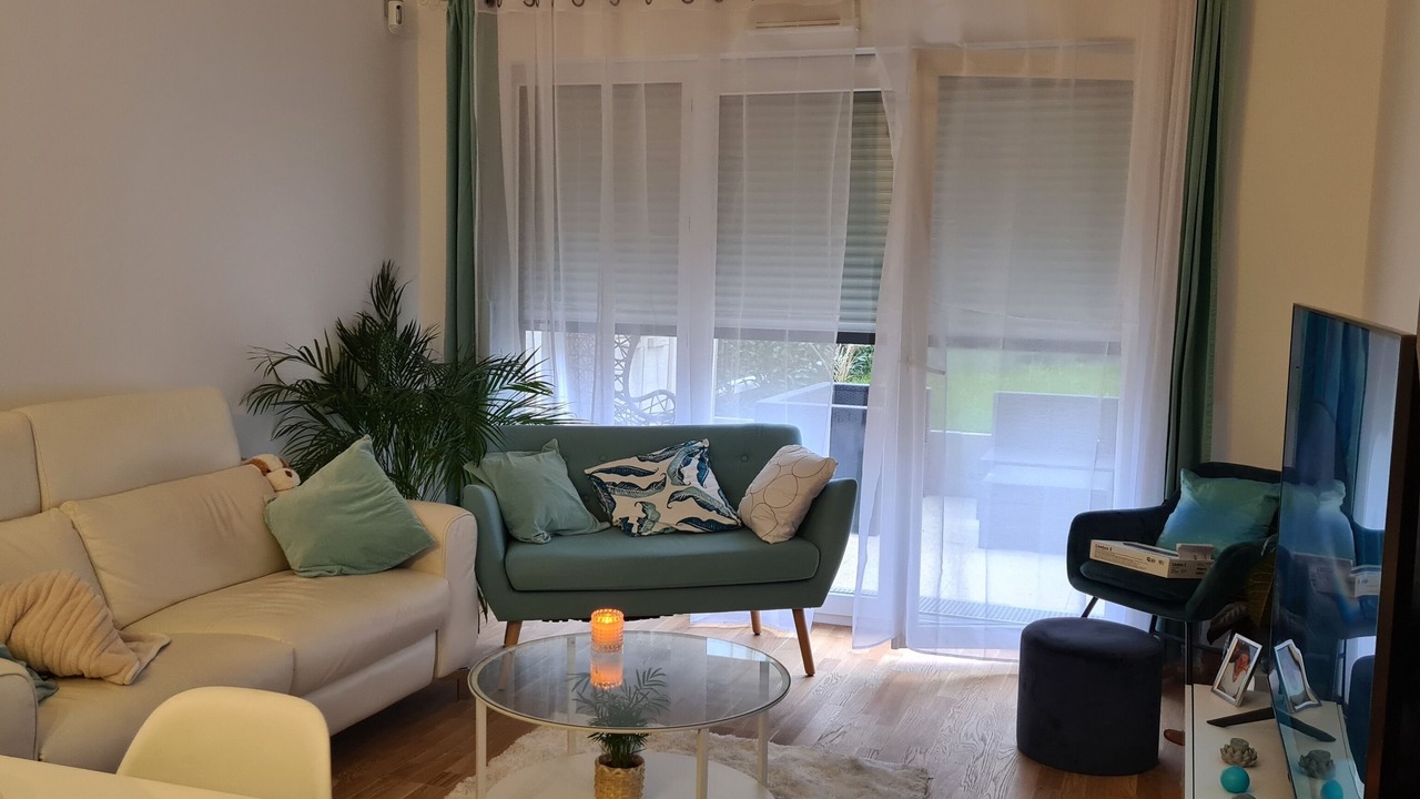 Photo of Livingroom in Villejuif