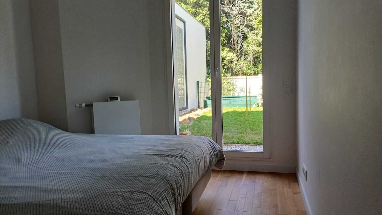 Photo of Bedroom in Adamville