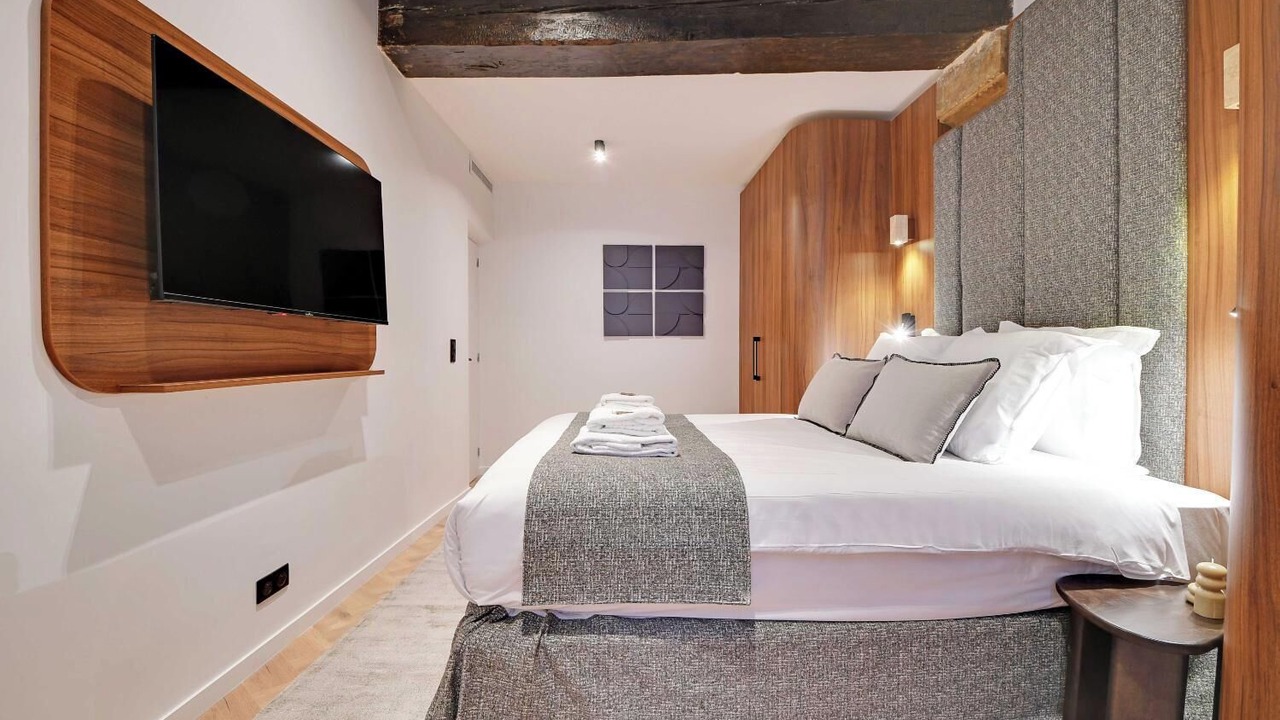 Photo of Bedroom in Sorbonne