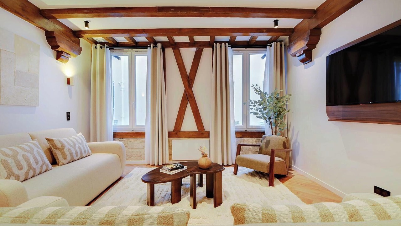 Photo of Livingroom in Sorbonne