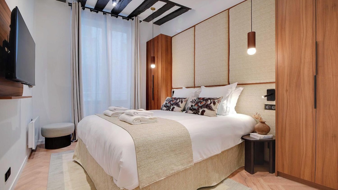 Photo of Bedroom in Sorbonne