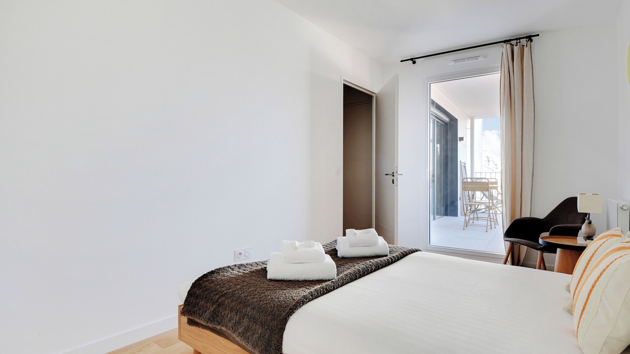 Photo of Bedroom in Clichy