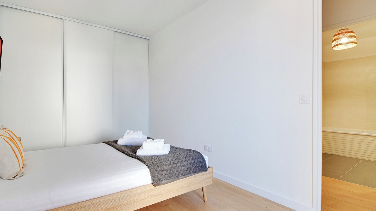 Photo of Bedroom in Clichy