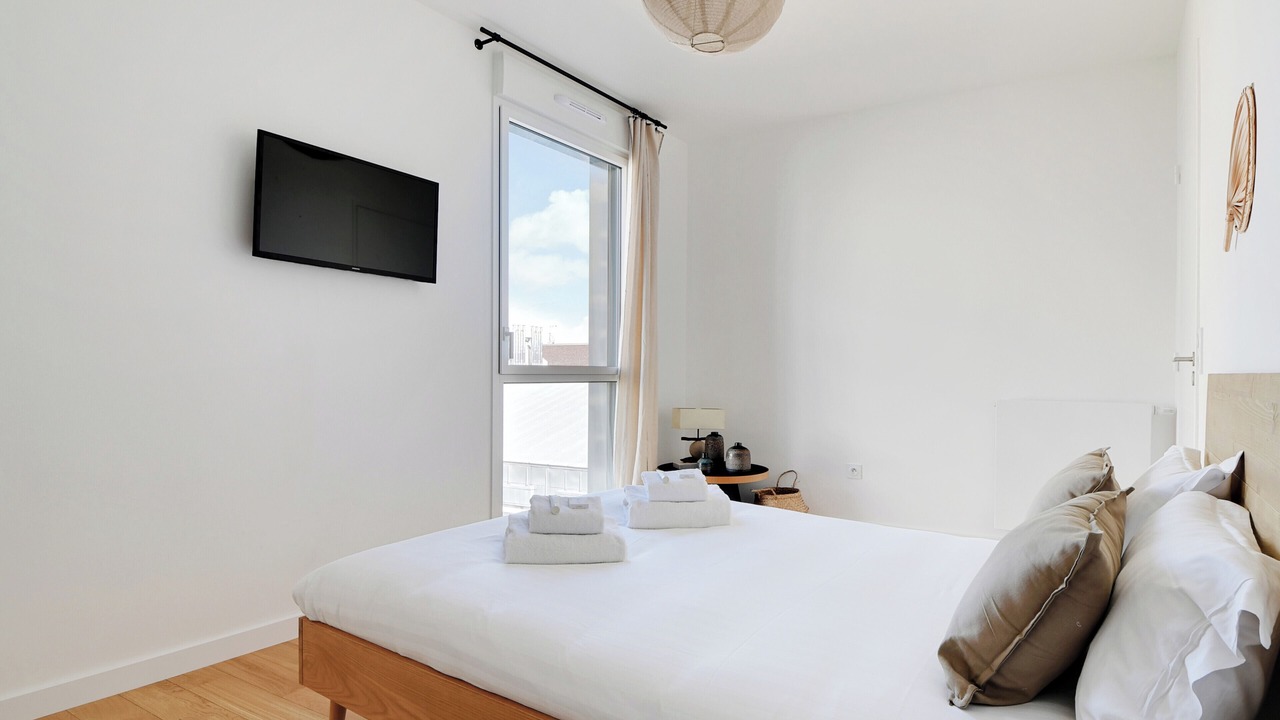 Photo of Bedroom in Clichy