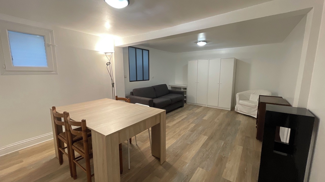Photo of Livingroom in Villejuif
