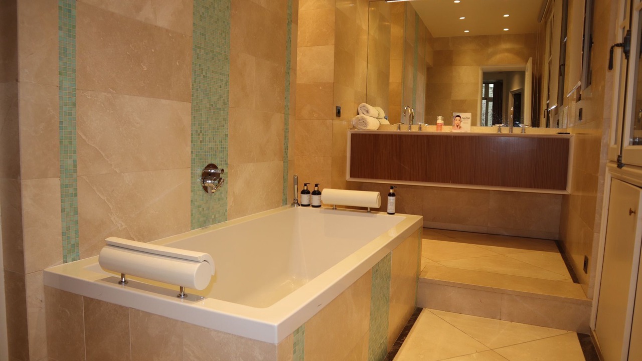 Photo of Bathroom in Chaillot