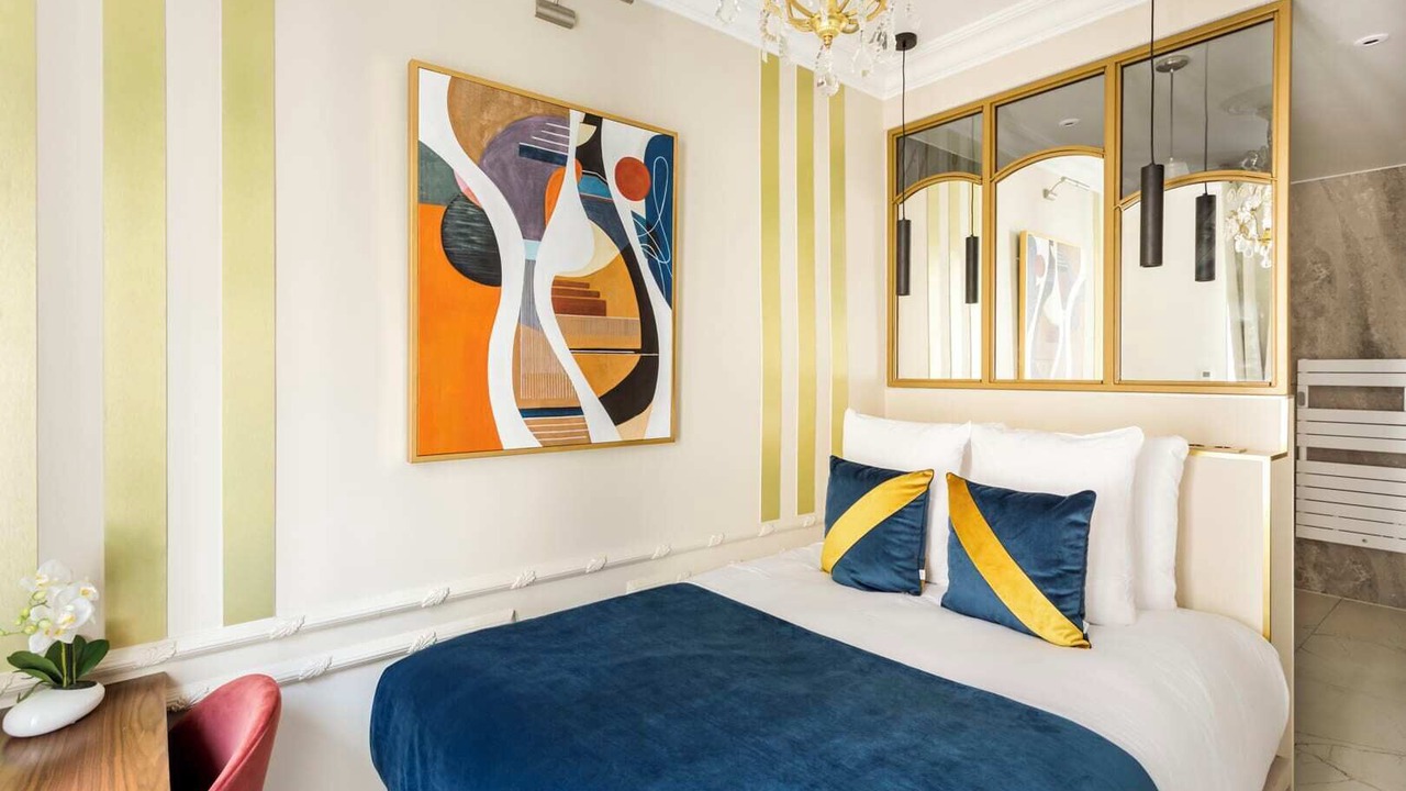 Photo of Bedroom in Quartier de la Place-Vendome