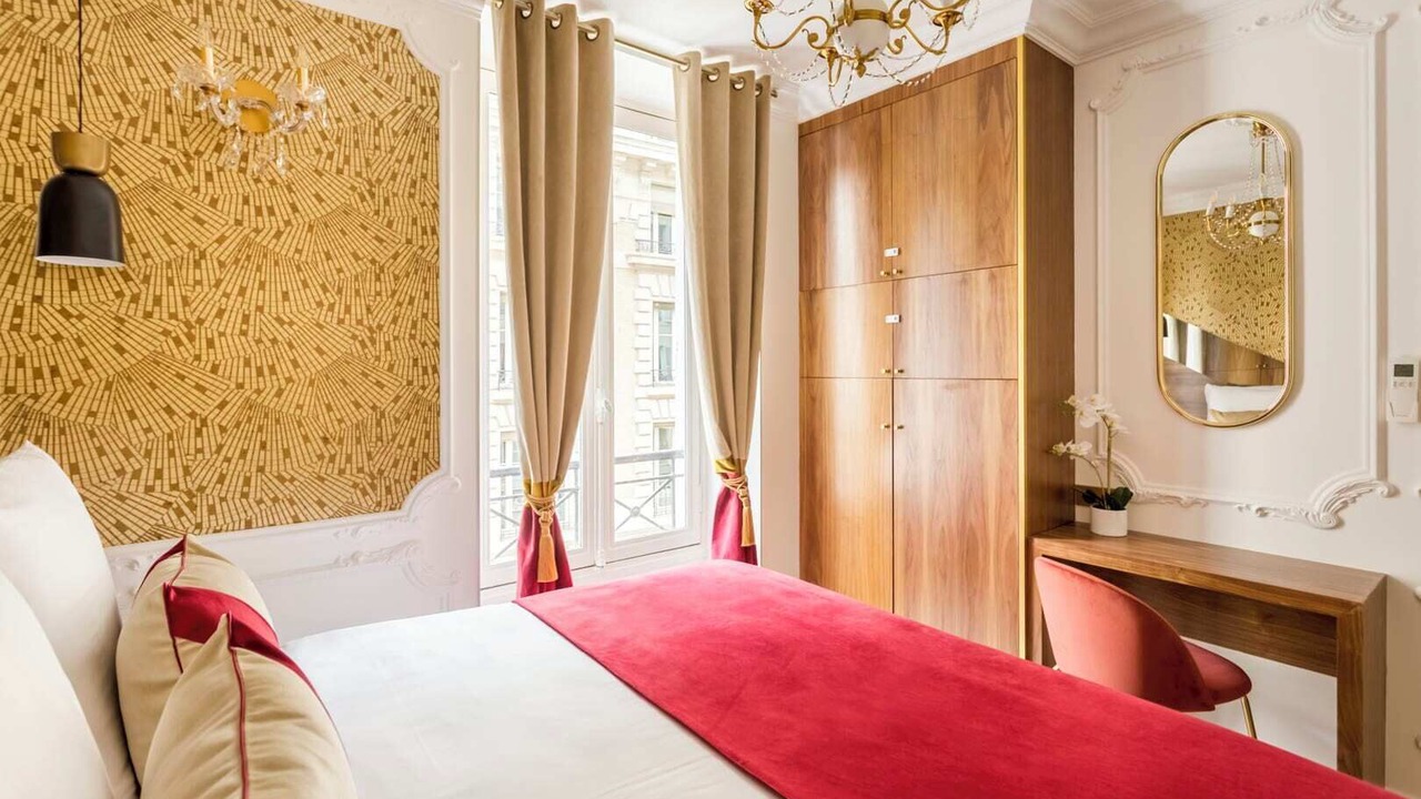 Photo of Bedroom in Quartier de la Place-Vendome