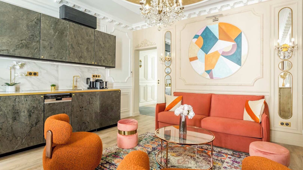 Photo of Livingroom in Quartier de la Place-Vendome