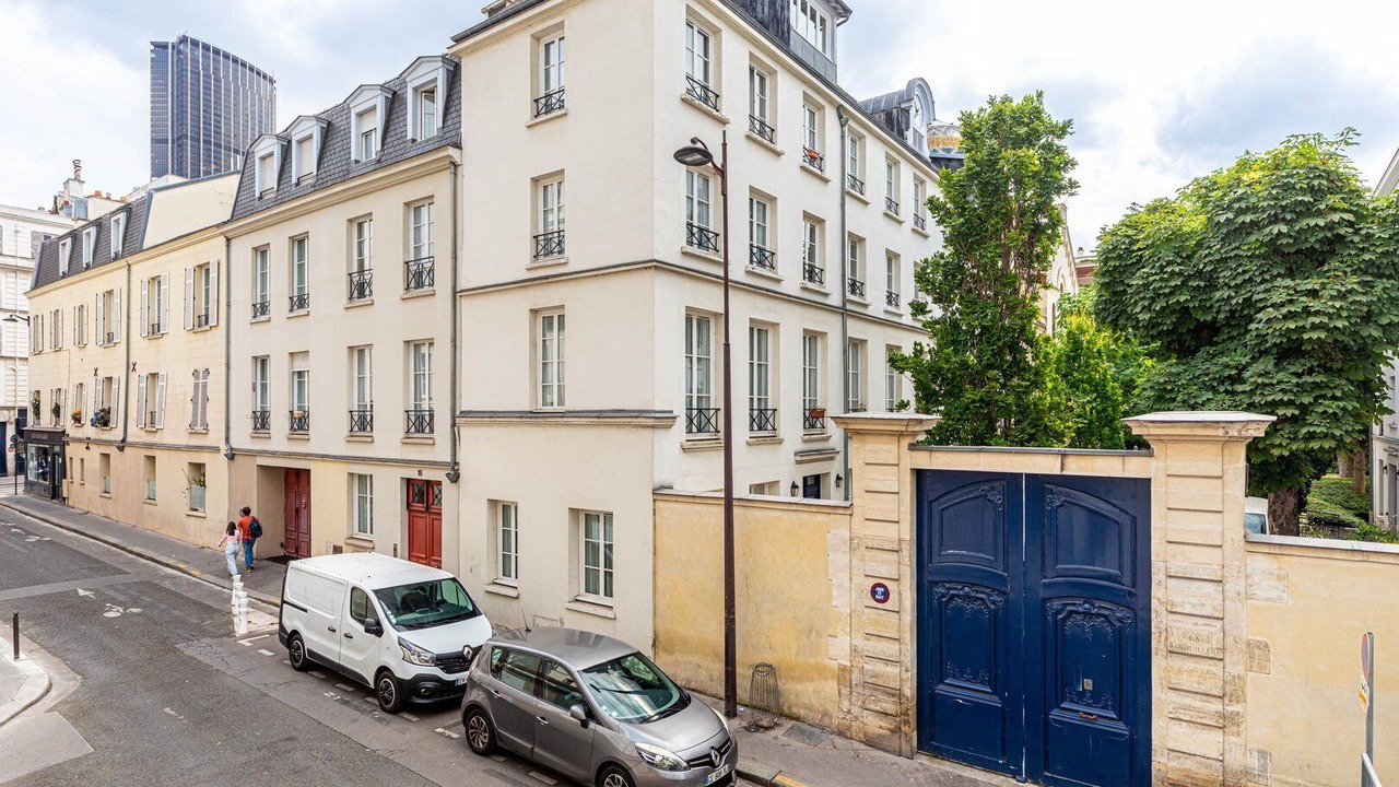 Photo of Outdoor in Quartier de l'Ecole-Militaire