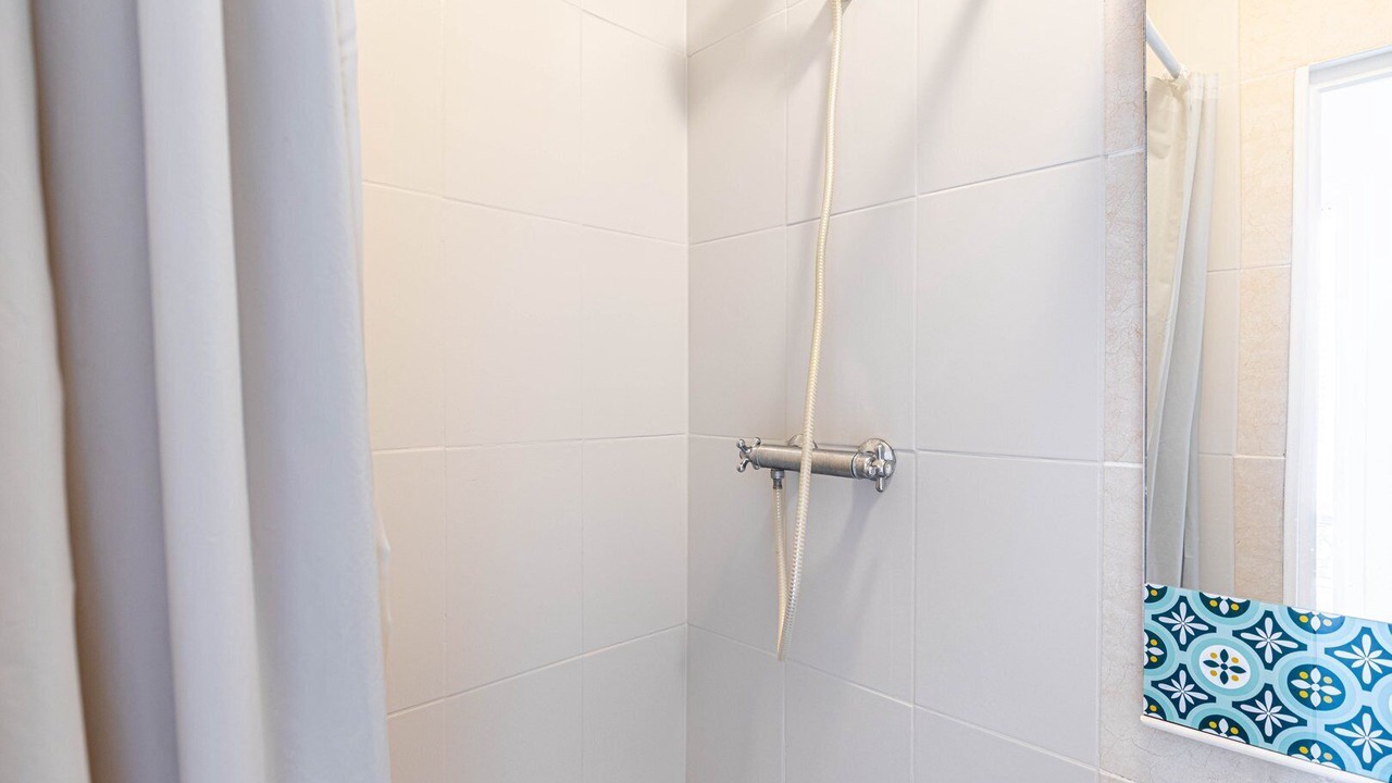 Photo of Bathroom in Quartier de l'Ecole-Militaire