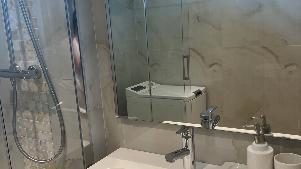 Photo of Bathroom in L'Hay-les-Roses