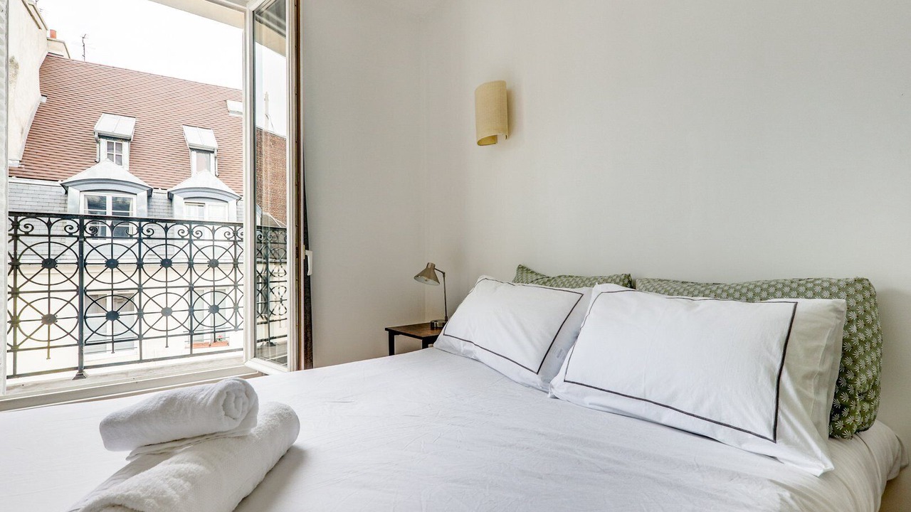 Photo of Bedroom in Sorbonne