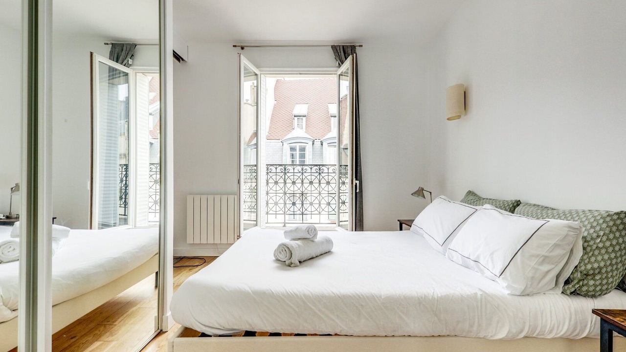 Photo of Bedroom in Sorbonne