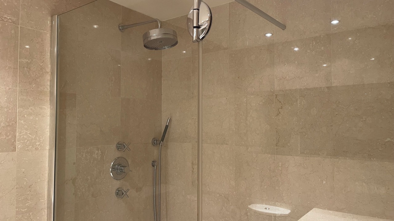 Photo of Bathroom in Quinze-Vingts