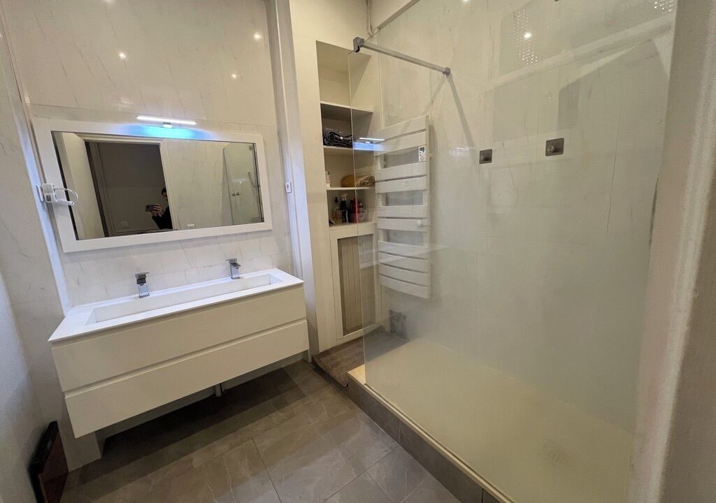 Photo of Bathroom in Plaisance
