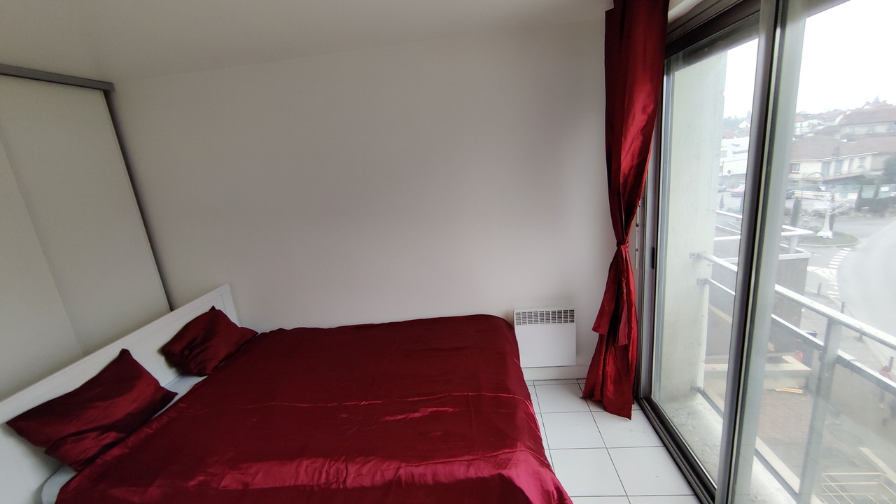 Photo of Bedroom in Esbly