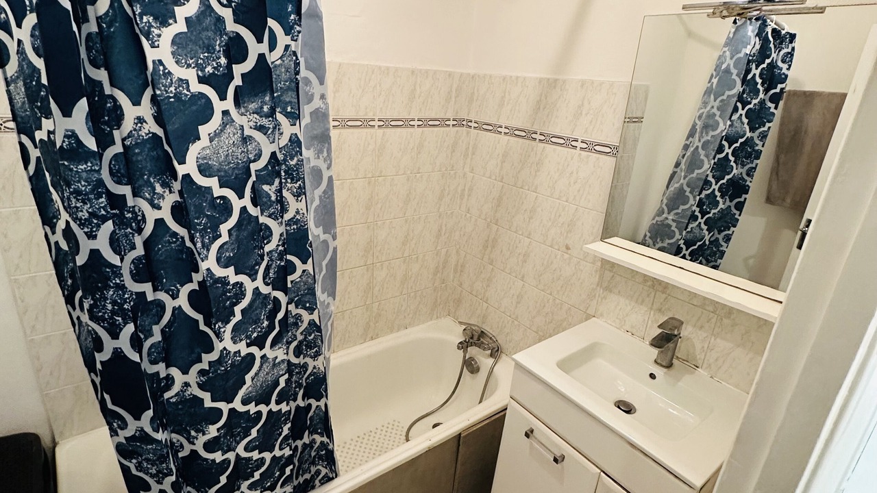 Photo of Bathroom in Champigny-sur-Marne