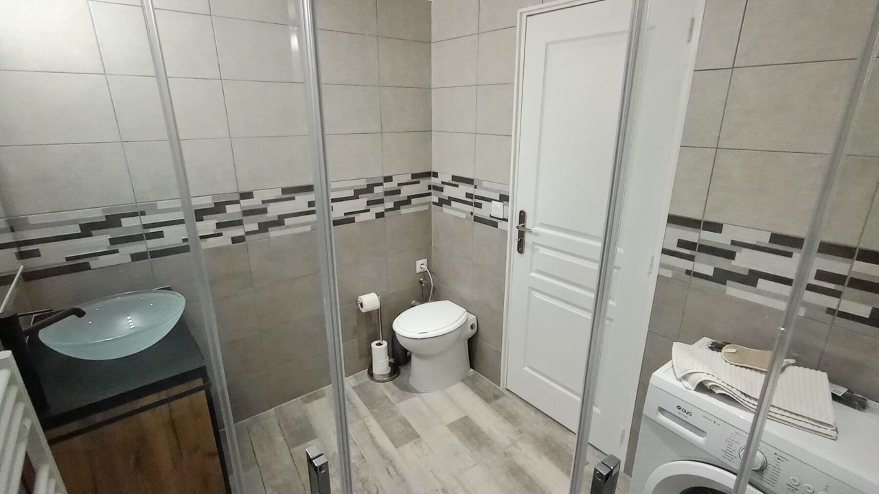 Photo of Bathroom in Annet-sur-Marne