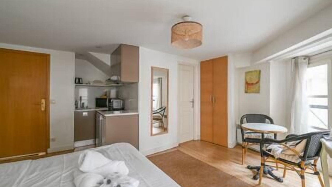 Photo of Bedroom in Gaillon