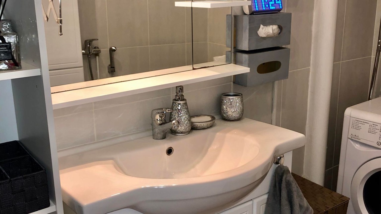 Photo of Bathroom in Republique–Point-du-Jour