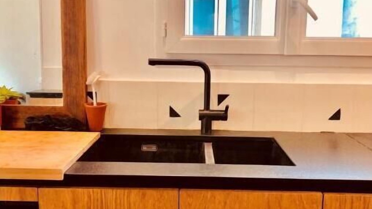 Photo of Bathroom in Quartier Saint-Ambroise