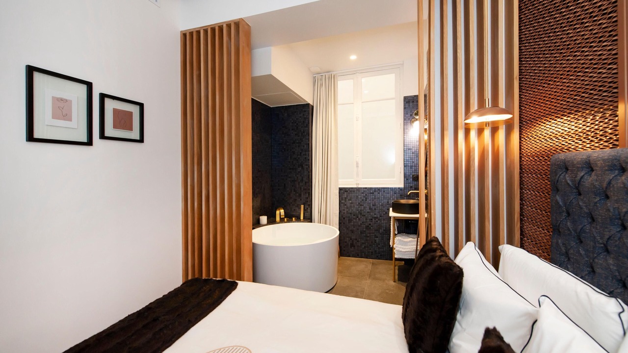 Photo of Bedroom in Marais