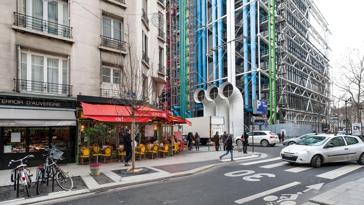 Photo of Others in Marais