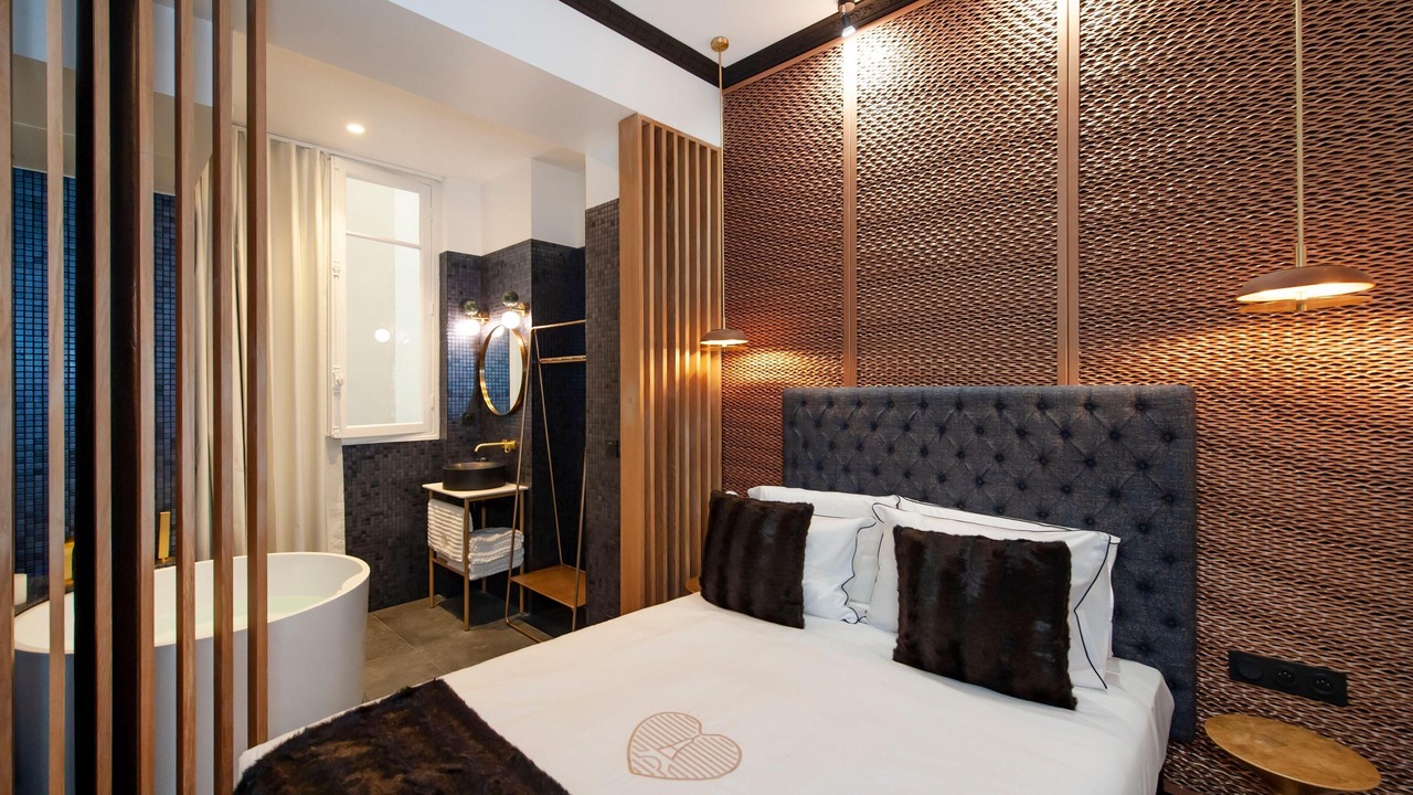 Photo of Bedroom in Marais