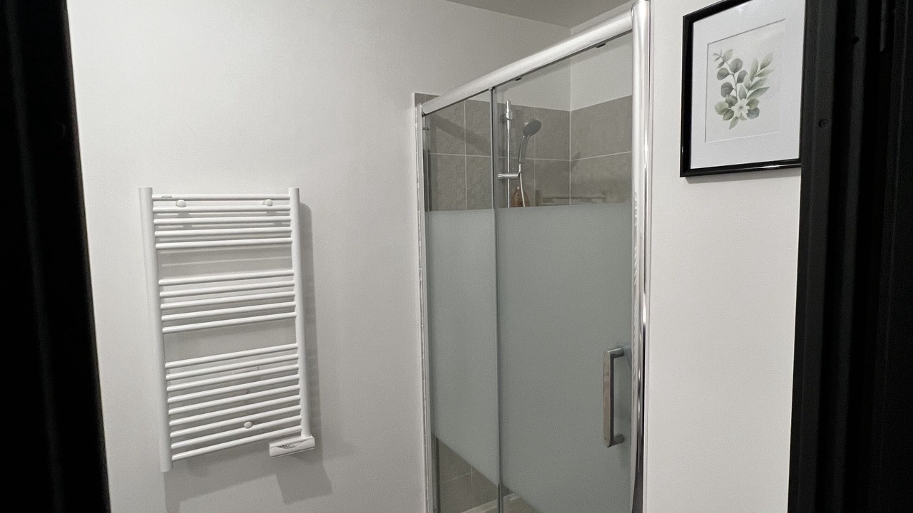 Photo of Bathroom in Le Perreux-sur-Marne