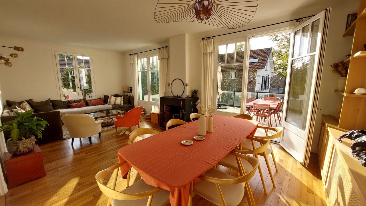 Photo of Livingroom in Garches